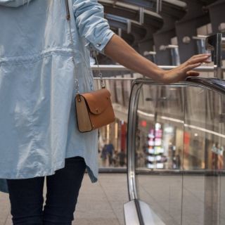 Rád bych Vám představil jedinečnou kabelku, která se vymyká tradičním standardům a zároveň v sobě spojuje tradiční...